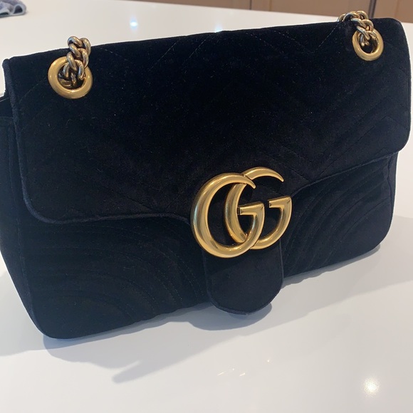 GUCCI MARMONT VELVET BLACK PURSE - Picture 2 of 10